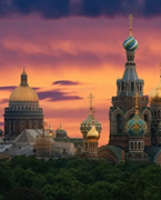 【俄罗斯】    《俄罗斯联邦旅游业务基础法》修正案在2006年9月提出，俄罗斯国家杜马2007年1月17日通过。改修正案进一步提高了旅游市场的透明度和稳定性，确定了旅游公司的重任和权力，从法律上保证了旅游消费者的利益。