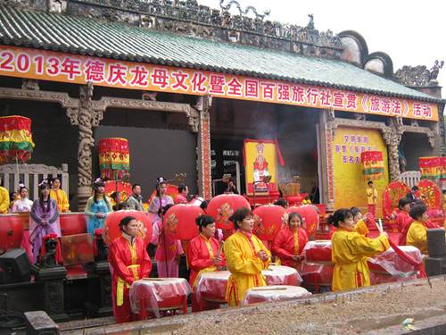 宣传贯彻《旅游法》活动现场。