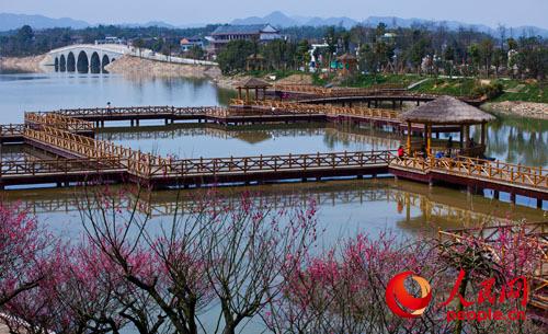 灰汤 紫龙湖畔春来早 宁乡县旅游局供图