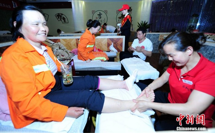 ���壺�人һ�����Ƶ�Ϊ�����������ϴ��