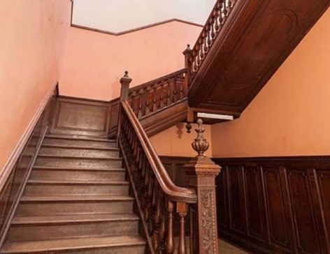 ���壺Ӣ�������ۺ�լ����50��Ӣ�� ��28������19������ҡ�8��