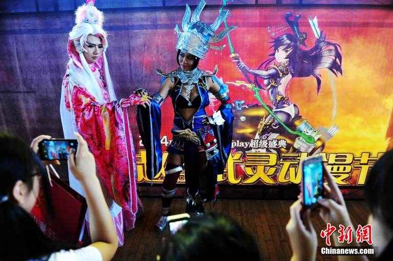 ��λ����֪��Coser(������������Ա)�����ֳ���Ϊ�����Դ���һ�����ʾ��׵Ķ���ʢ�硣
