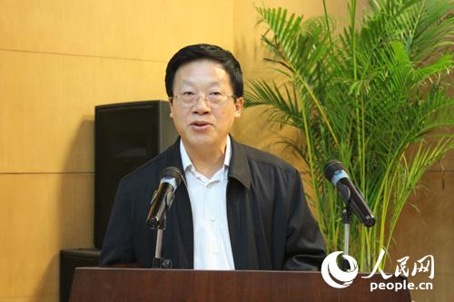 �������븱��ϯ��ƽ������Ļ