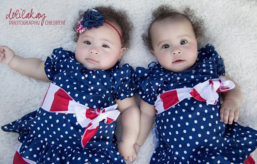 汉娜（左）新年前夕出生后40秒，她的妹妹丹妮尔（右）诞生，跨越了不同的年份。（网页截图）