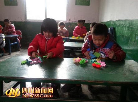���壺����6��ŮͯΪ���к� ���˰���ק��40���ӡ�2��