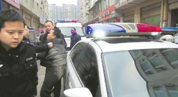 ���壺�ֻ��ͼ΢�Ŵ��� Ů��6�걻��9���ƾ����Ѱ�ס�3��