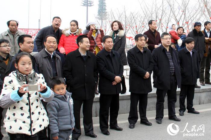 眉县县委书记,太白山旅游区党工委书记王宁岗视察太白山春节期间文化
