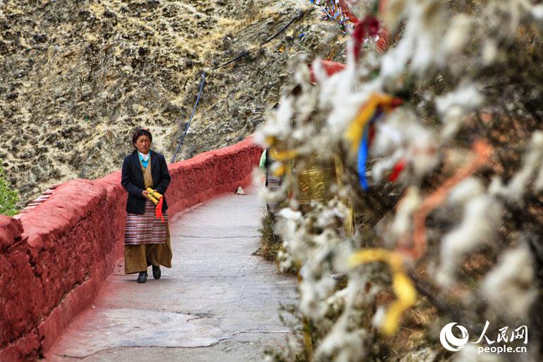高清：探访西藏第一座宫殿――雍布拉康【3】