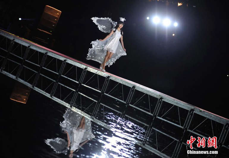 ���壺��ѧ��ҵ�������λ�����ˮ��T̨��8��