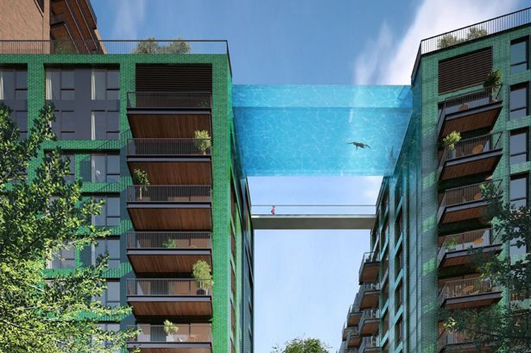 通体透明的泳池将悬挂在10层楼的高空（网页截图）