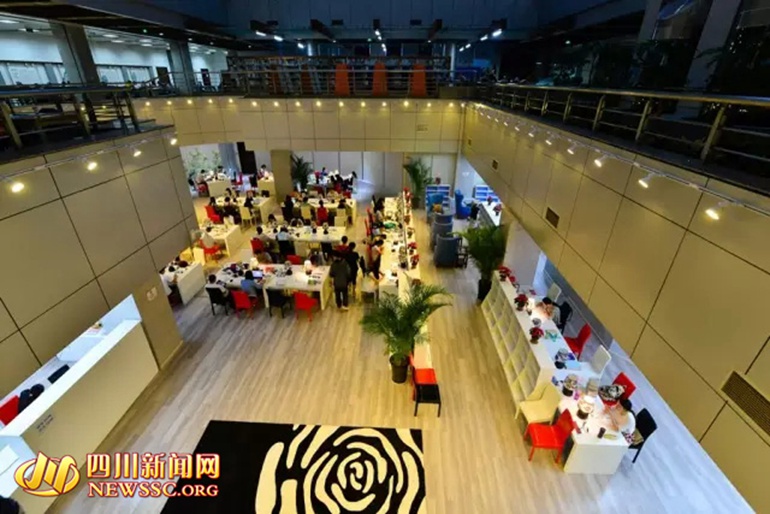 ���壺������ֵ����ϰ���ߺ� ���ѵ�٩���Ǳ��˵ġ�4��