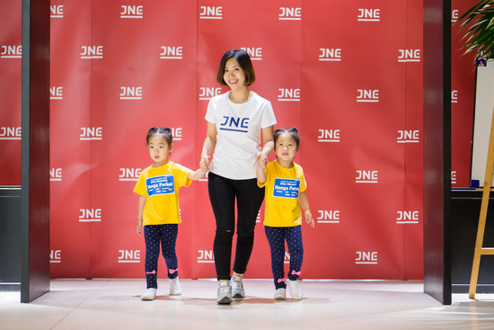 ����Ա������JNE��Ʒ����