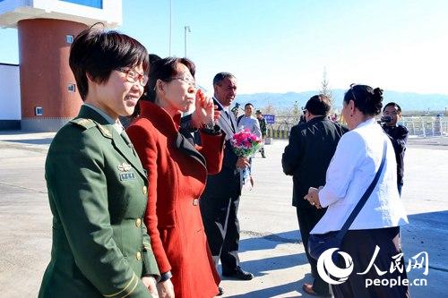 ��ľ�����쵼�����ξ֡��߼칤����Ա��ӭ�׷��Żع�