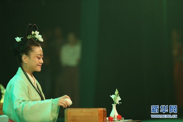 22日晚，中华原创禅茶音乐会在斯里兰卡首都科伦坡国家大剧院举办。