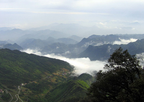 南川金佛山-神龙峡景区（来源：重庆旅游资讯网）