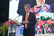 ѧEric FriedheimоDaniel R.Fesenmaier