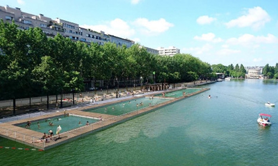 引入运河水 巴黎北部天然泳池向公众免费开放