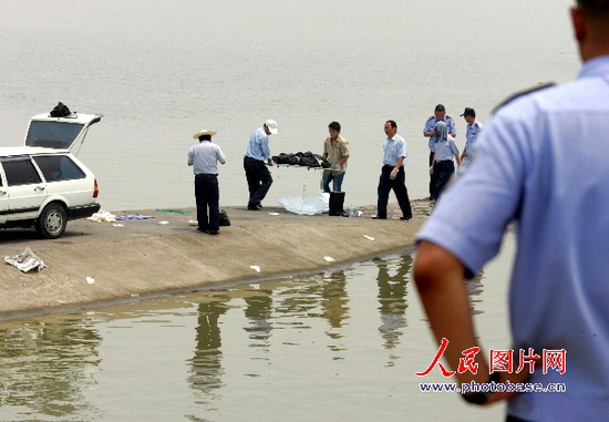 杭州钱塘江潮水卷人事件已发现7具尸体