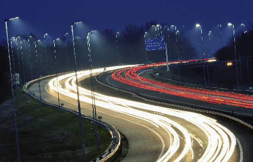 世界首条LED照明公路在荷兰投用[组图]--旅游