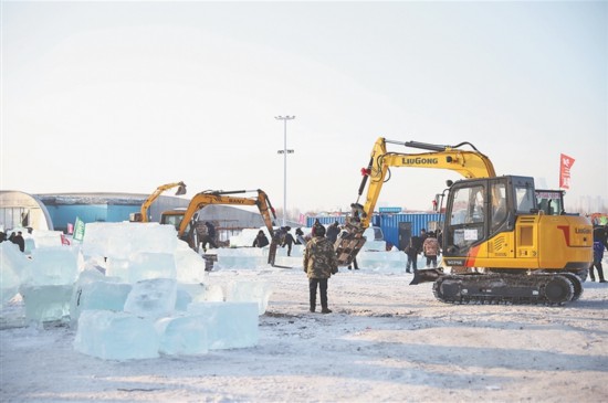 哈尔滨冰雪大世界 冰建施工正式开始